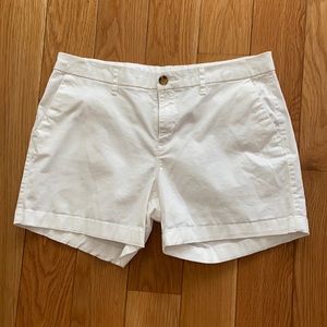 White Old Navy shorts